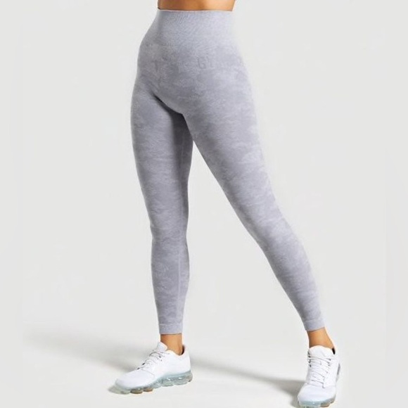 Gymshark Women’s Grey Leggings - Picture 3 of 8